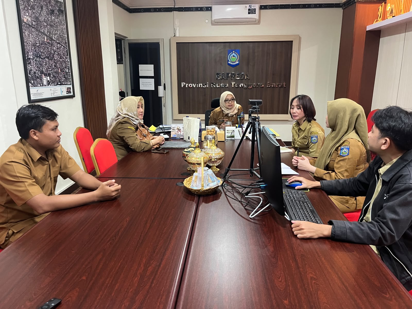 Rapat Evaluasi dan Monitoring atas pelaksanaan kebijakan Informasi Publik PPID Tahun 2026