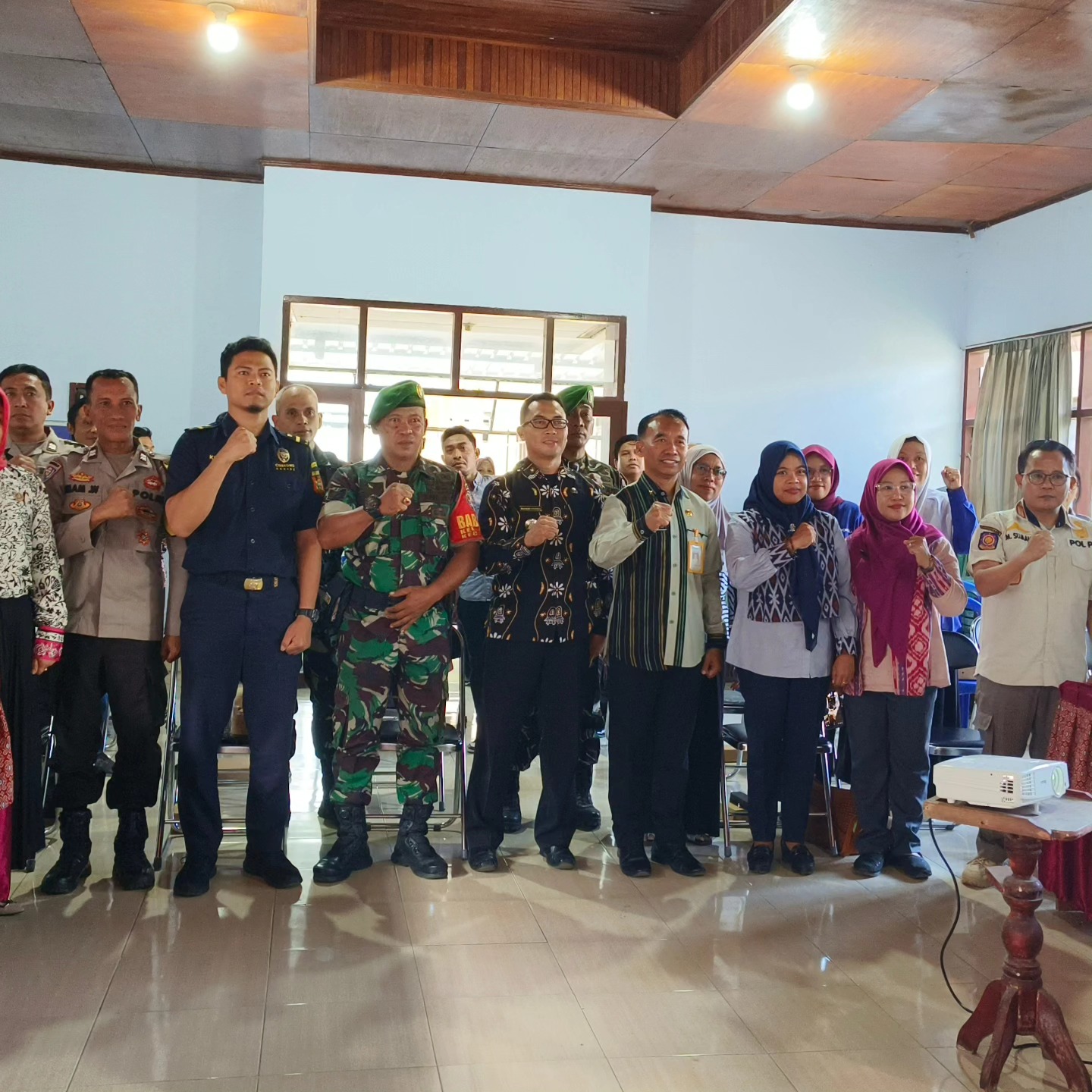 Perkuat Pengawasan, Pemprov NTB Gelar Sosialisasi Cukai Rokok Ilegal di Praya