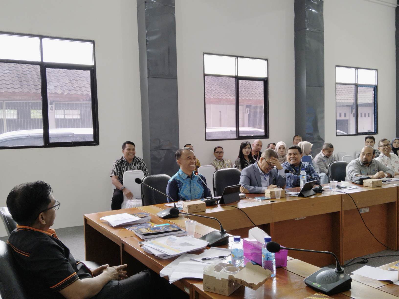 Kepala Biro Perekonomian Hadiri Rapat Kerja Pembahasan Rancangan KUA-PPAS APBD TA 2026