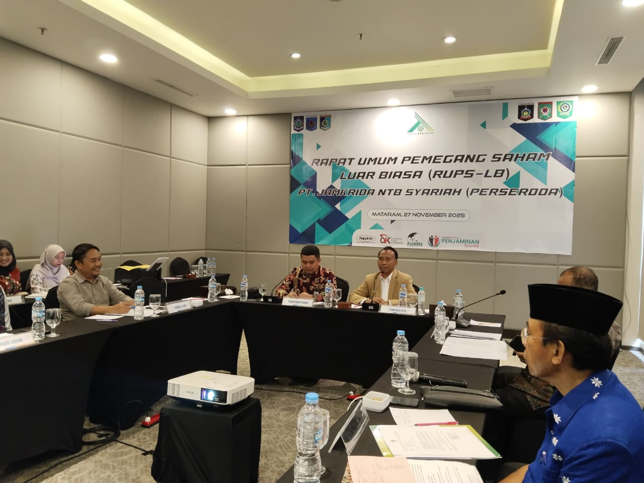 Pemprov NTB Dorong Penguatan Pembiayaan Syariah di BUMD, Jamkrida NTB Syariah Gelar RUPS-LB