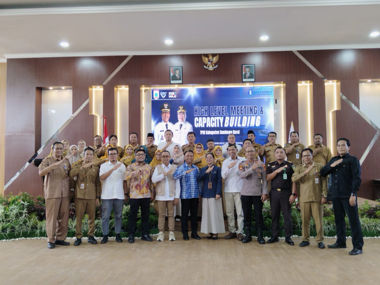 Biro Perekonomian NTB Tegaskan Strategi Soemitronomic pada HLM & Capacity Building TPID KSB 2025