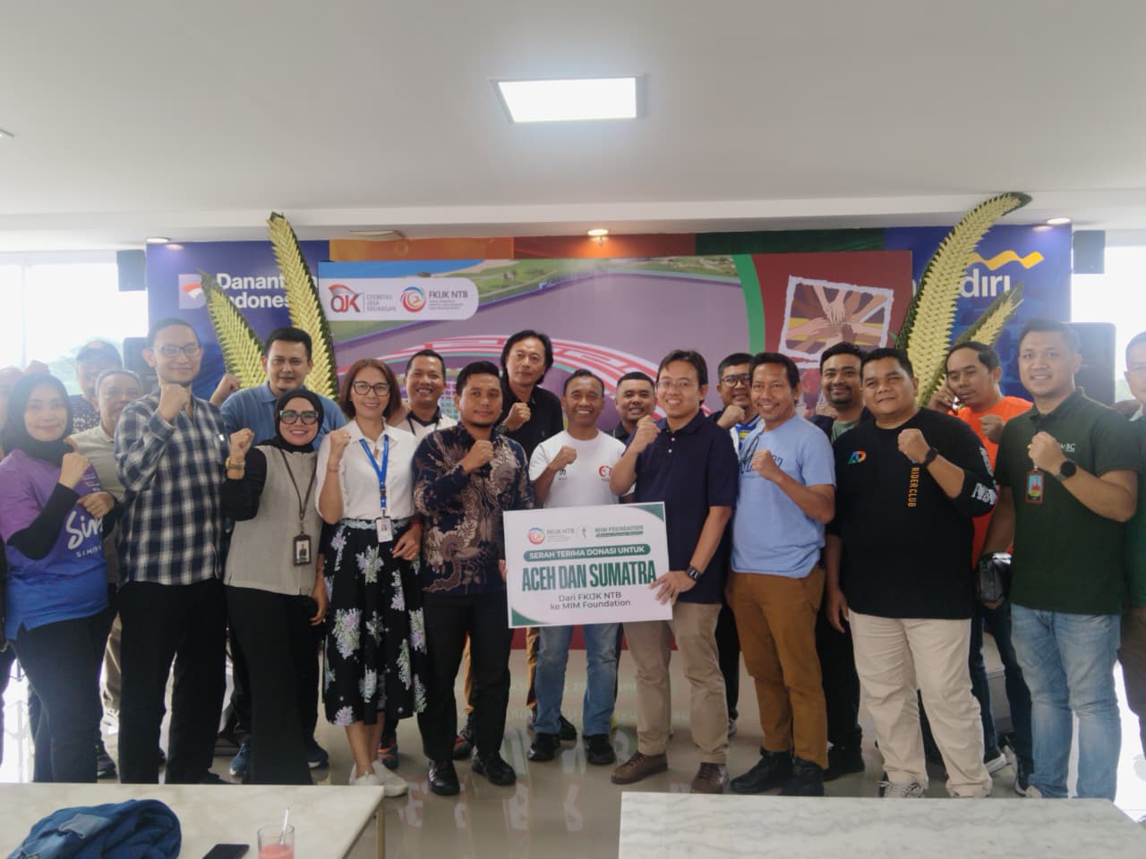  Kolaborasi Pemprov NTB dan FKIJK NTB Galang Donasi untuk Aceh dan Sumatera, Perkuat Kolaborasi Bangun Ekonomi Daerah