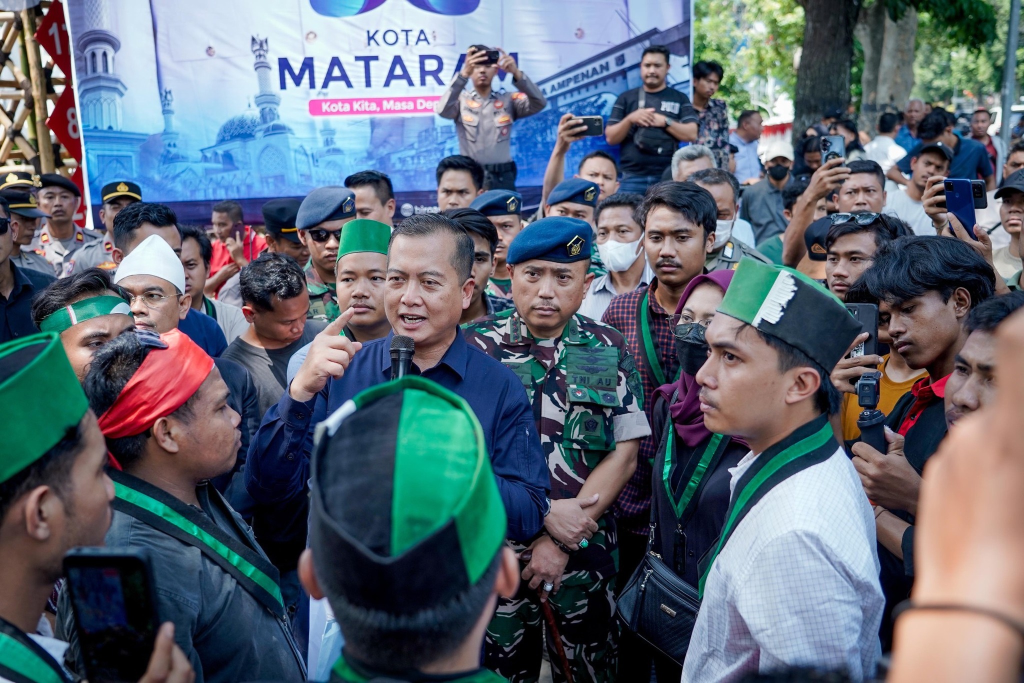 Sambut Demo HMI, Gubernur Pastikan Aspirasi disampaikan ke Pusat tanpa diedit