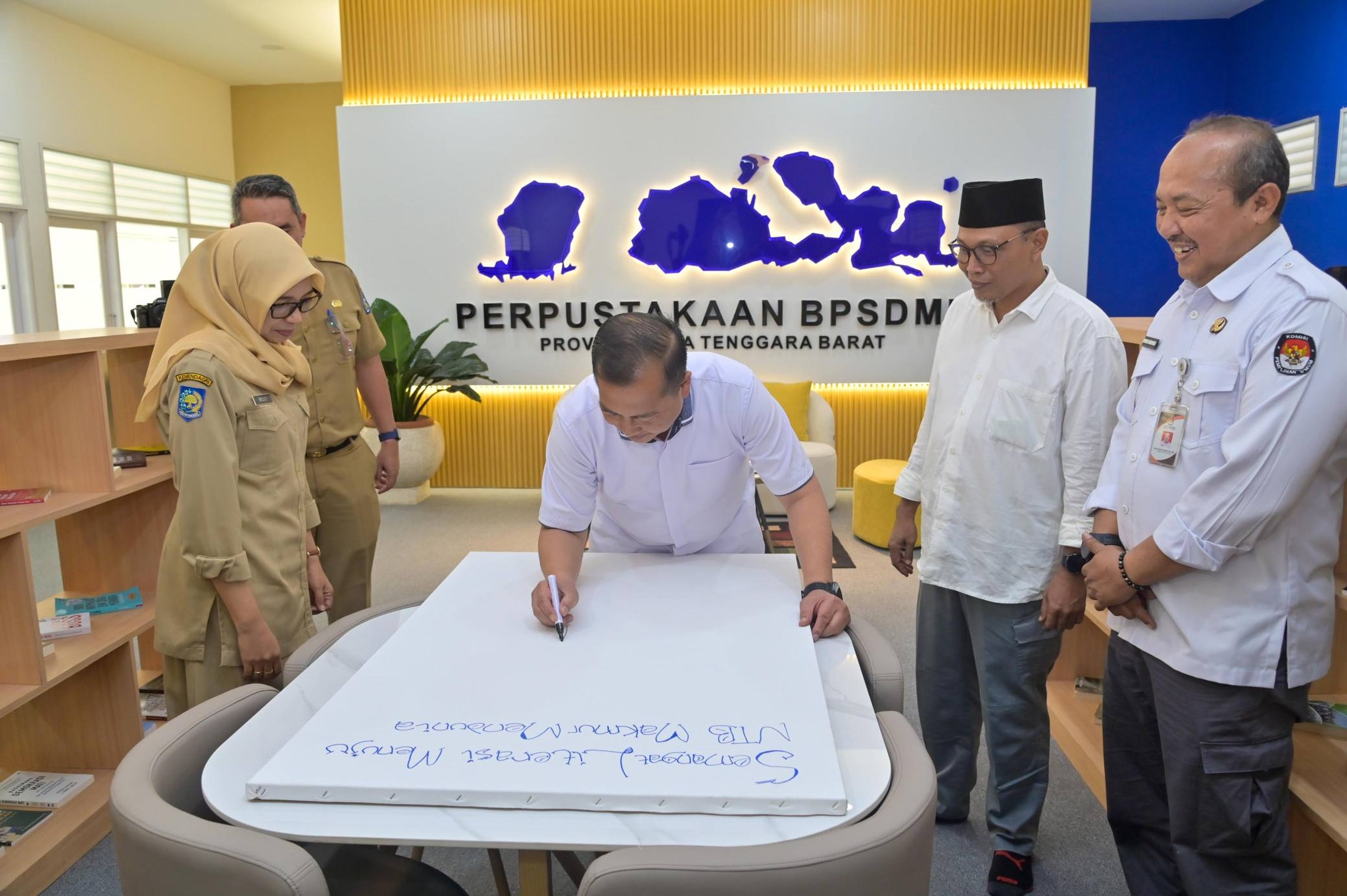 BPSDM NTB Terakreditasi LAN, Gubernur Tegaskan Pentingnya Data Akurat dan Kolaborasi Desa