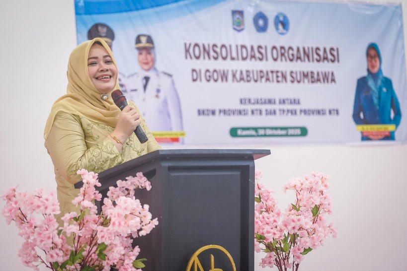 Wagub NTB Ajak PKK dan GOW Sumbawa "Keroyok" Desa Berdaya untuk Dongkrak IPM