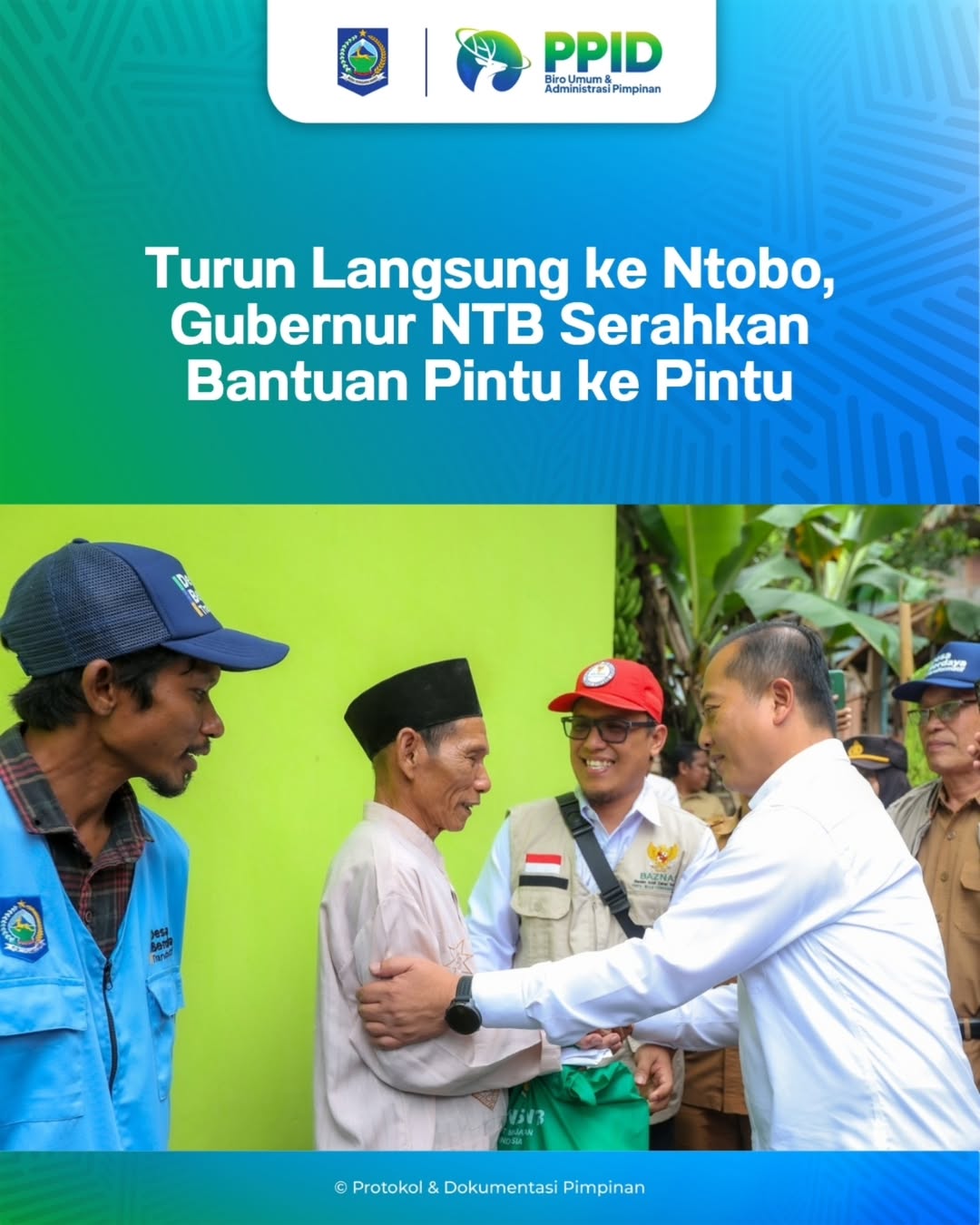 Turun Langsung ke Ntobo, Gubernur NTB Serahkan Bantuan Pintu ke Pintu