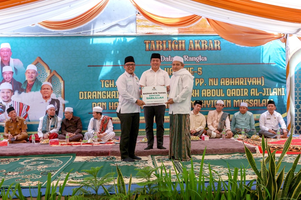 Di Haul Abhariyah, Gubernur NTB Tekankan Pentingnya Kerukunan dan Dukungan untuk Pesantren