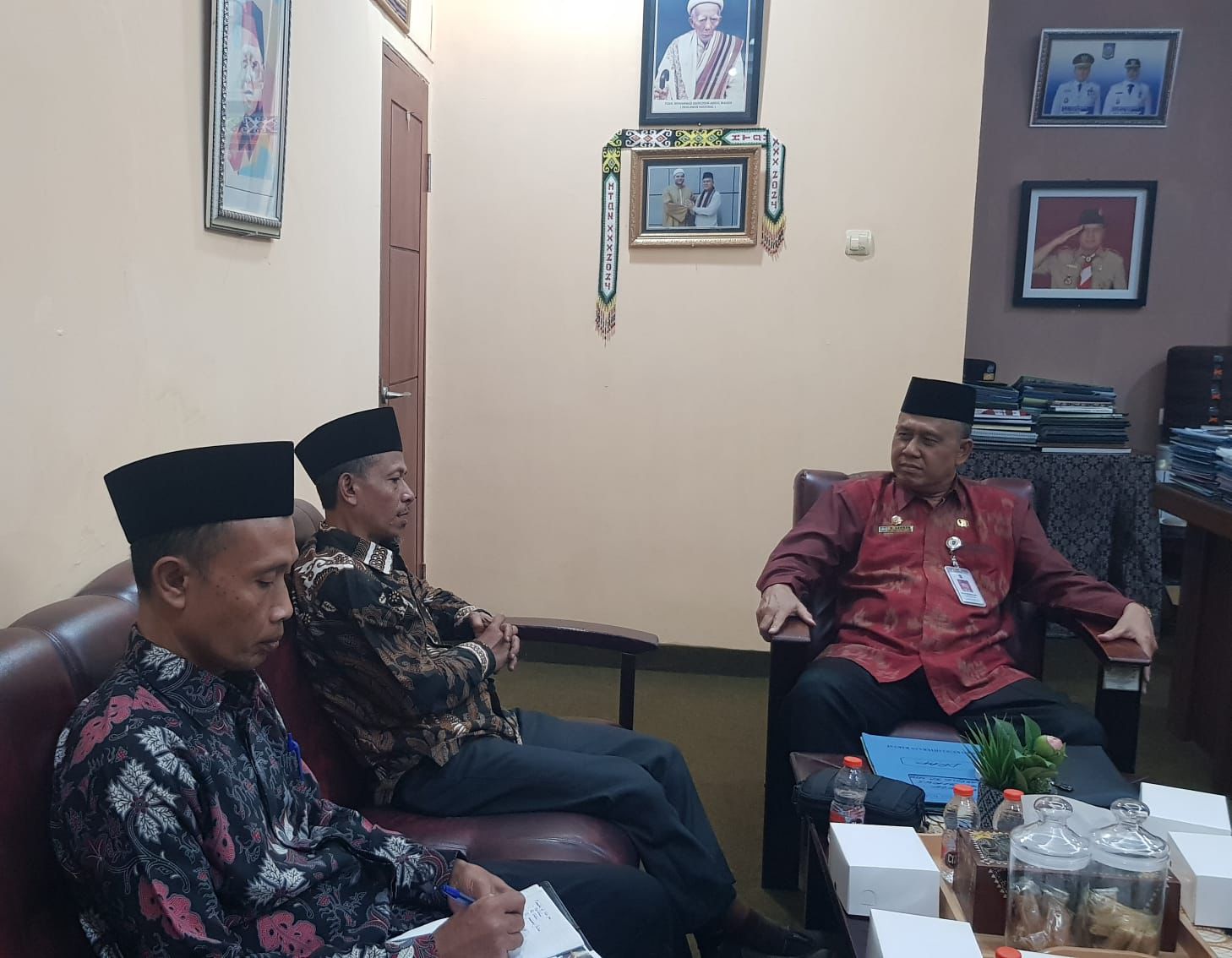 Karo Kesra NTB Terima Kunjungan Asisten I Pemkab Lombok Utara Bahas Seleksi BAZNAS KLU