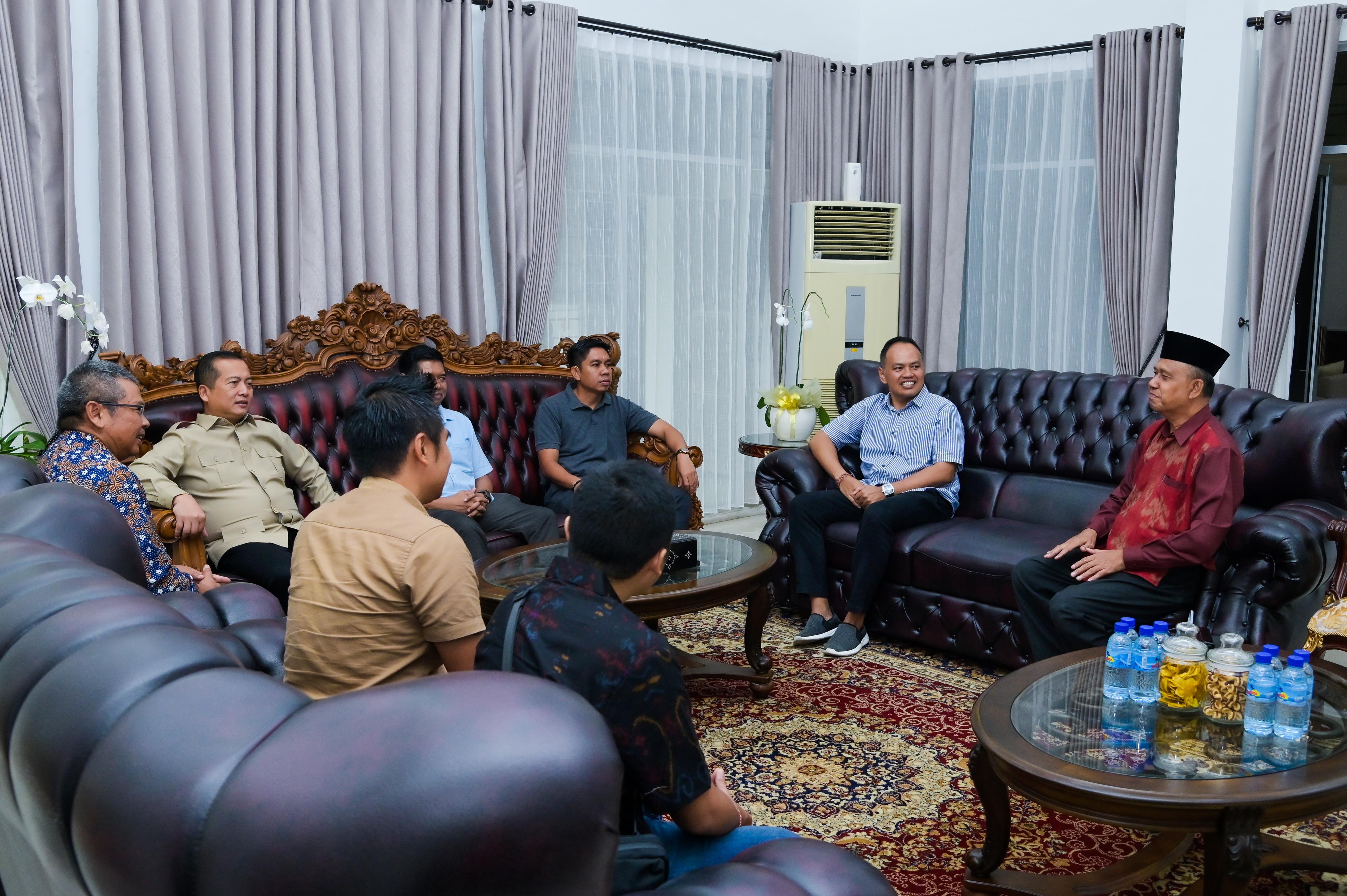 Karo Kesra Dampingi Gubernur NTB Terima Audiensi Panitia Dharma Santhi dan Hari Suci Nyepi 2025