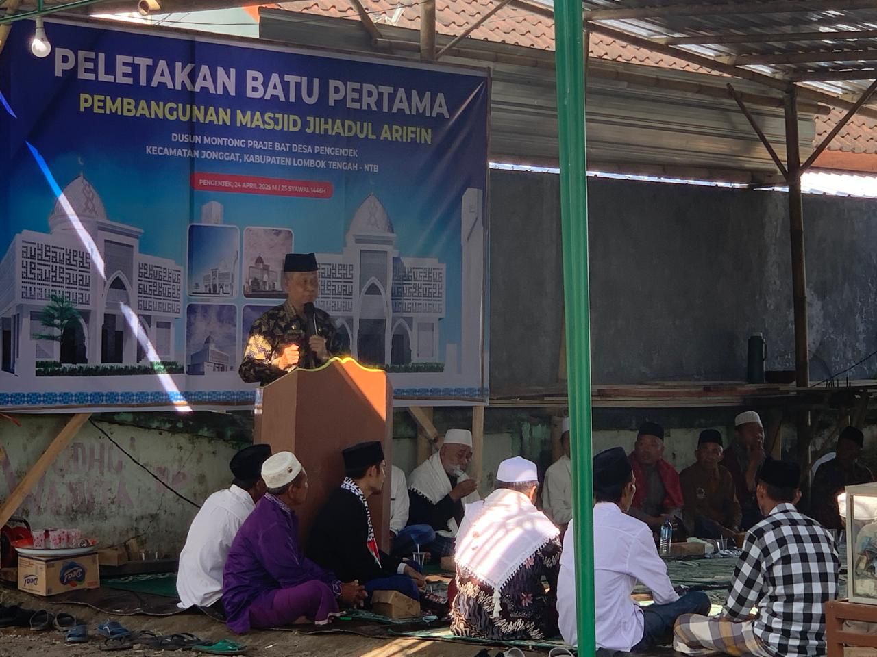 Wakili Gubernur, Karo Kesra NTB Hadiri Peletakan Batu Pertama Masjid Jihadul Arifin di Lombok Tengah