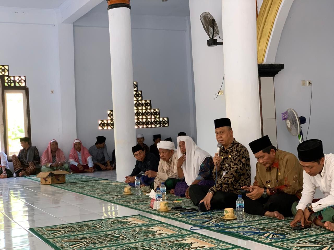 Karo Kesra Hadiri Peringatan Maulid Nabi di Lombok Tengah, Ajak Masyarakat Teladani Akhlak Rasulullah