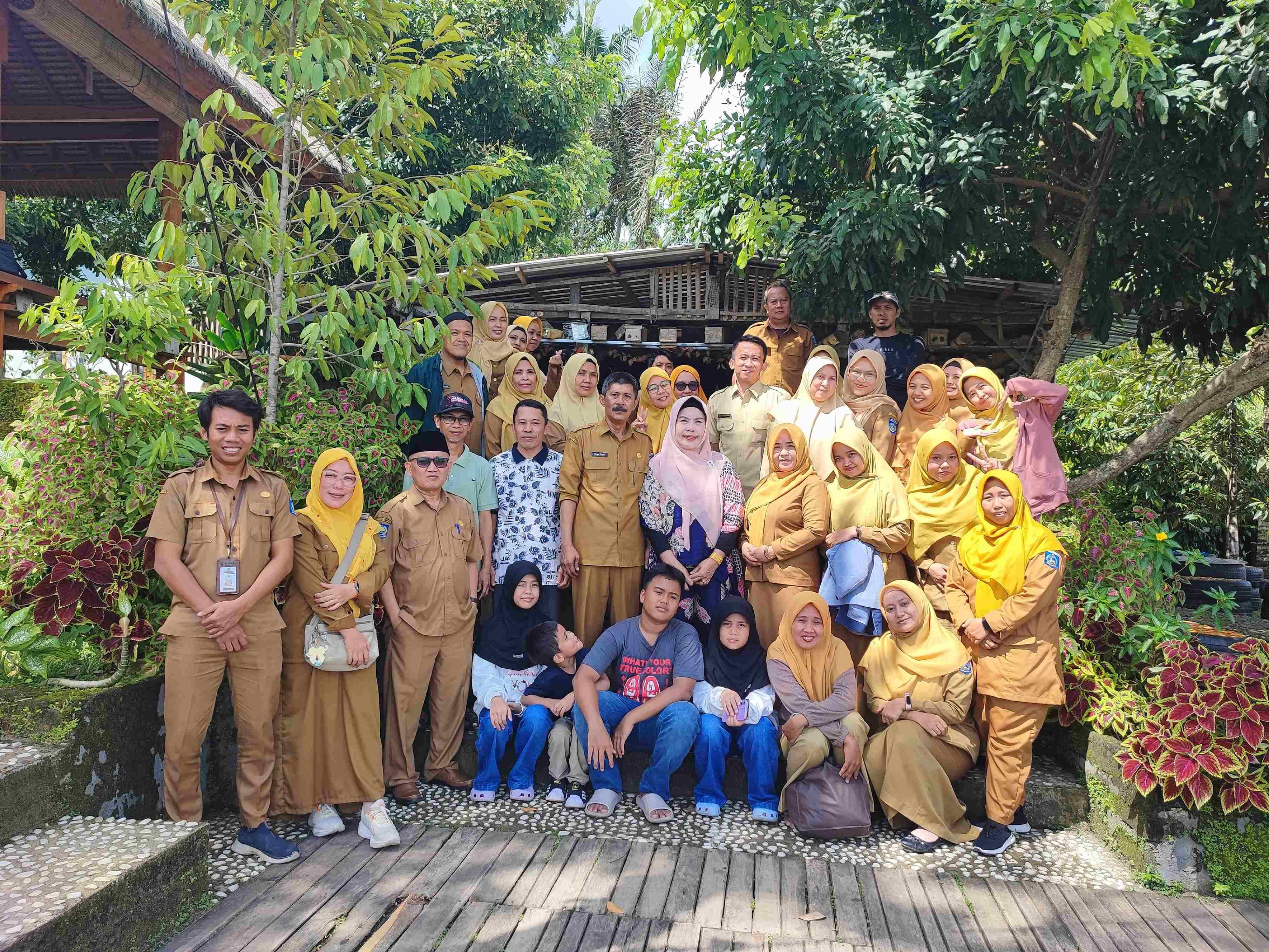 Tutup 2025 dengan Syukur, Biro PBJ NTB Pererat Solidaritas Menyongsong 2026