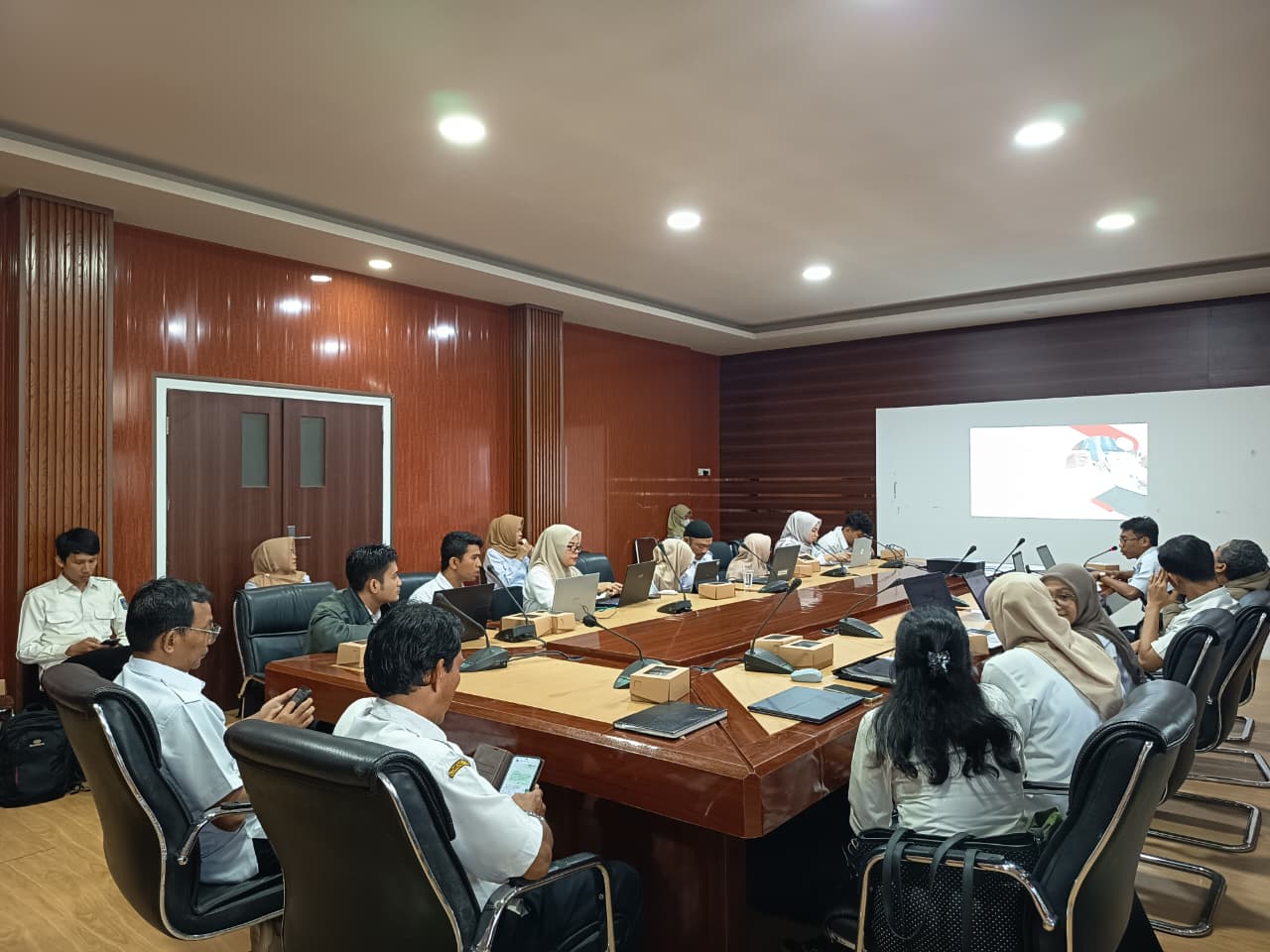 Tuntaskan APBD Perubahan! Biro PBJ NTB Gelar Rapat Klinis Intensif Pengisian RUP SiRUP v.4