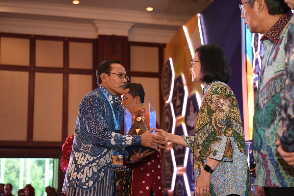 penghargaan-kementeriaan-keuangan-untuk-ntb