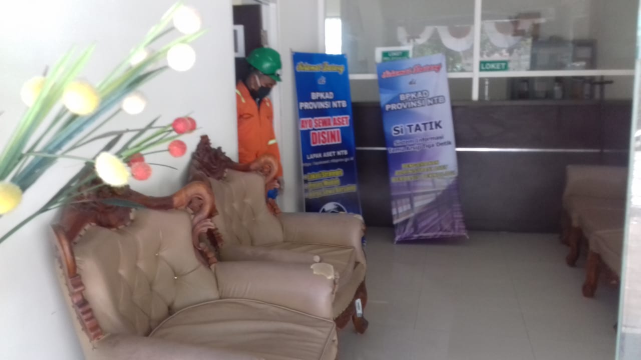 penyemprotan-desinfektan