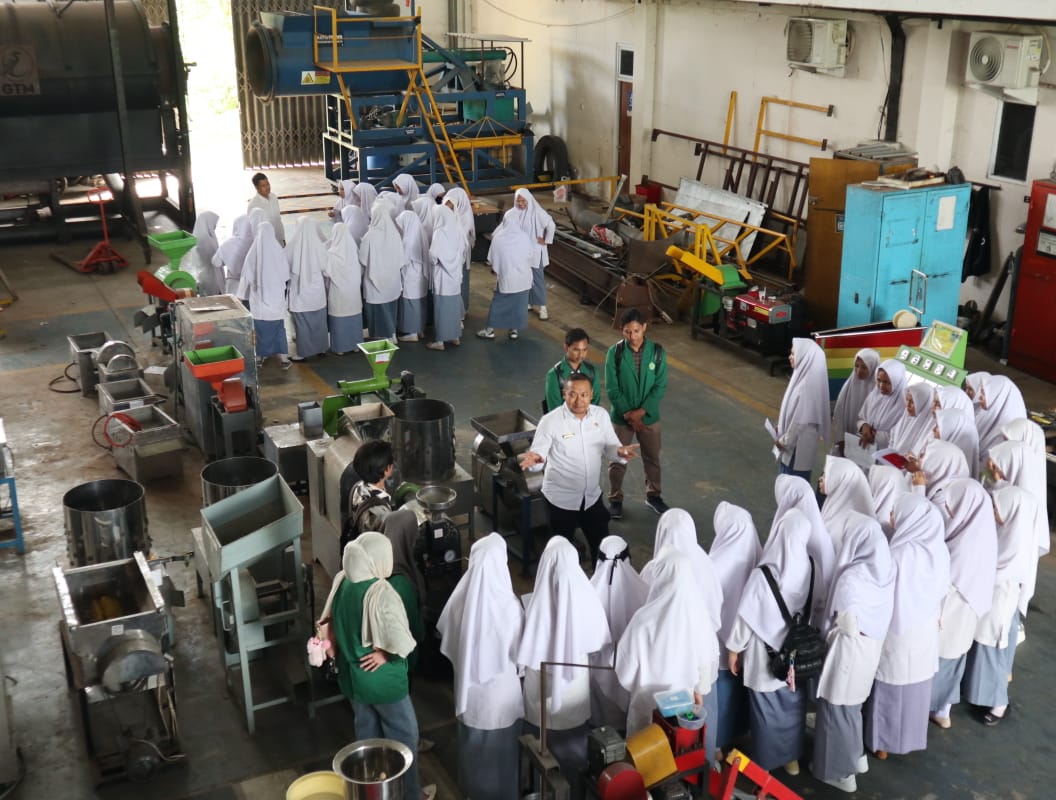 Eduwisata BRIDA NTB Terima Kunjungan MA Dakwah Islamiyah Putri Nurul Hakim Kediri 