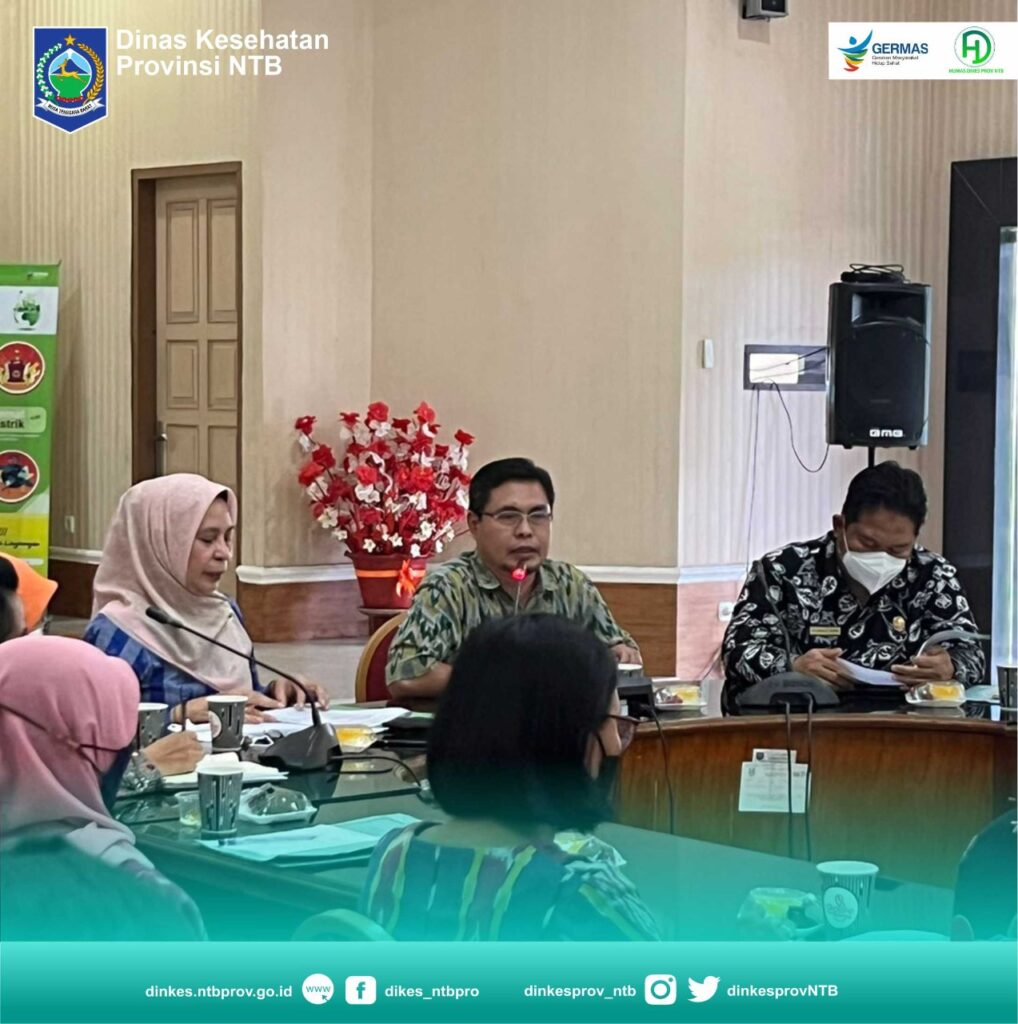 FOTO-RAPAT-HKN-1-1018x1024