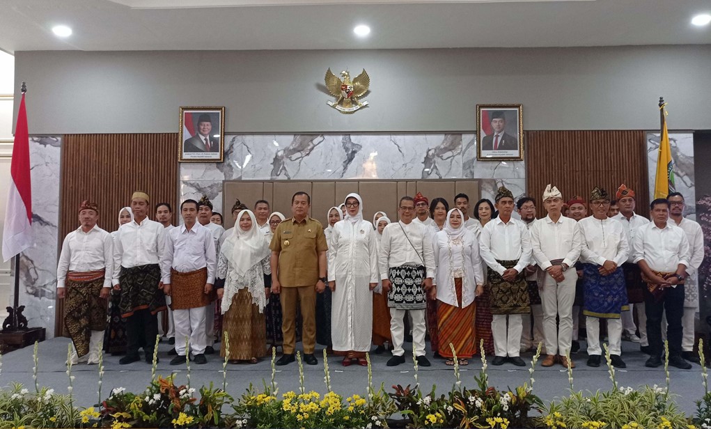 Kadisdag Hadiri Pelantikan Pengurus Dekranasda NTB Masa Bhakti 2025-2030