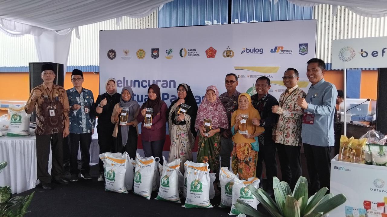 Kadisdag NTB Hadiri Acara Peluncuran Bantuan Pangan oleh Bulog