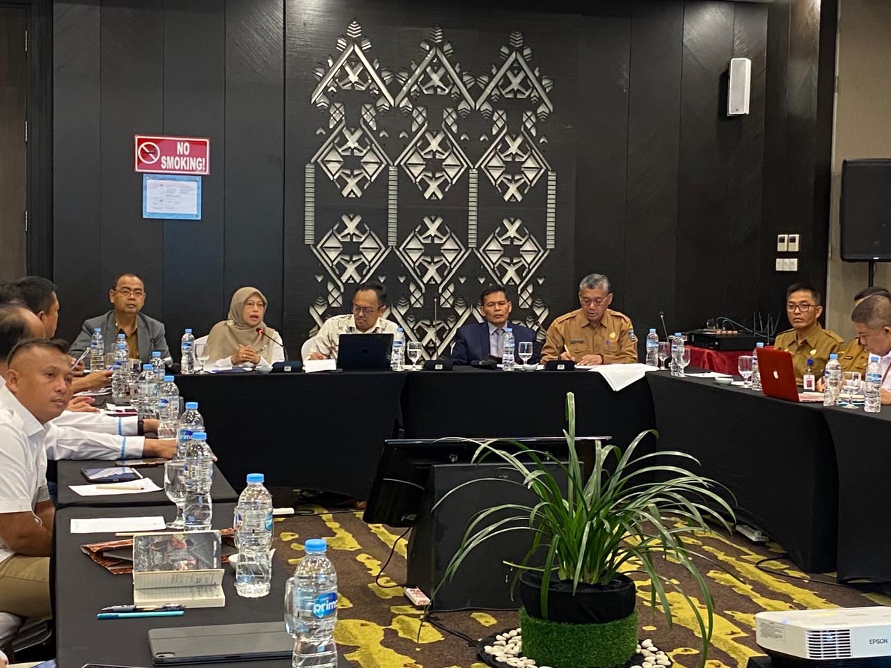 Kepala Dinas Ketahanan Pangan Provinsi NTB Hadiri Rakornis Distribusi Jagung bersama Kemenko Bidang Perekonomian RI