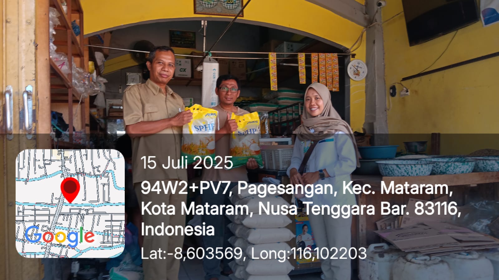 DKP Provinsi NTB Bersama Bulog Laksanakan Monev dan Sosialisasi Penyaluran Beras SPHP di Pasar Pagesangan