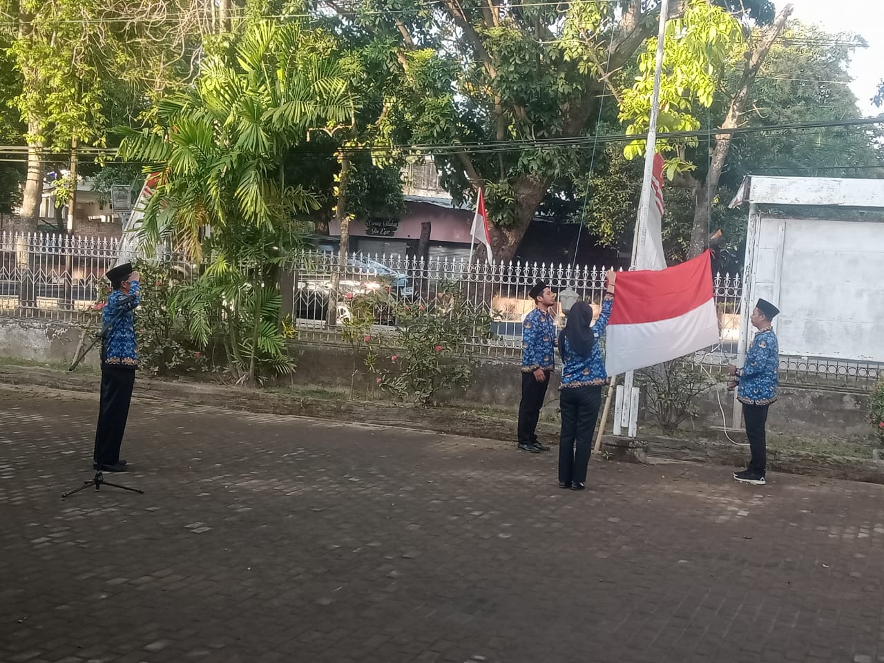 Dinas Ketahanan Pangan NTB Gelar Upacara HUT ke-80 RI dengan Khidmat