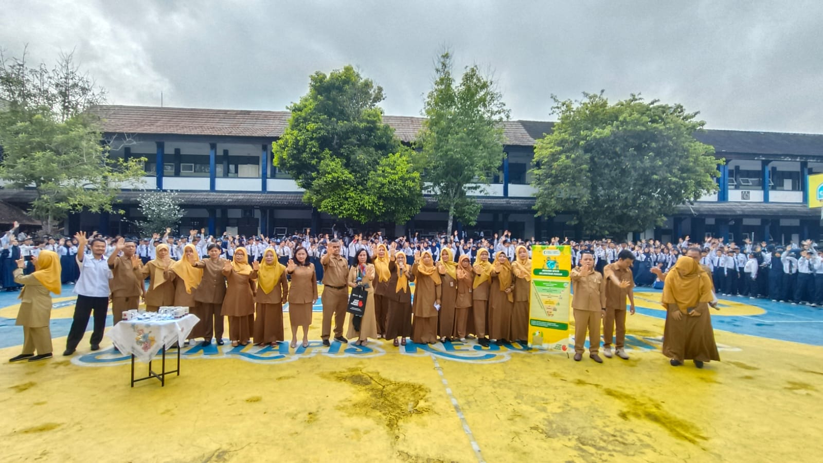 Gerakan Selamatkan Pangan Hadir di  SMPN 2 Mataram: Edukasi Stop Boros Pangan